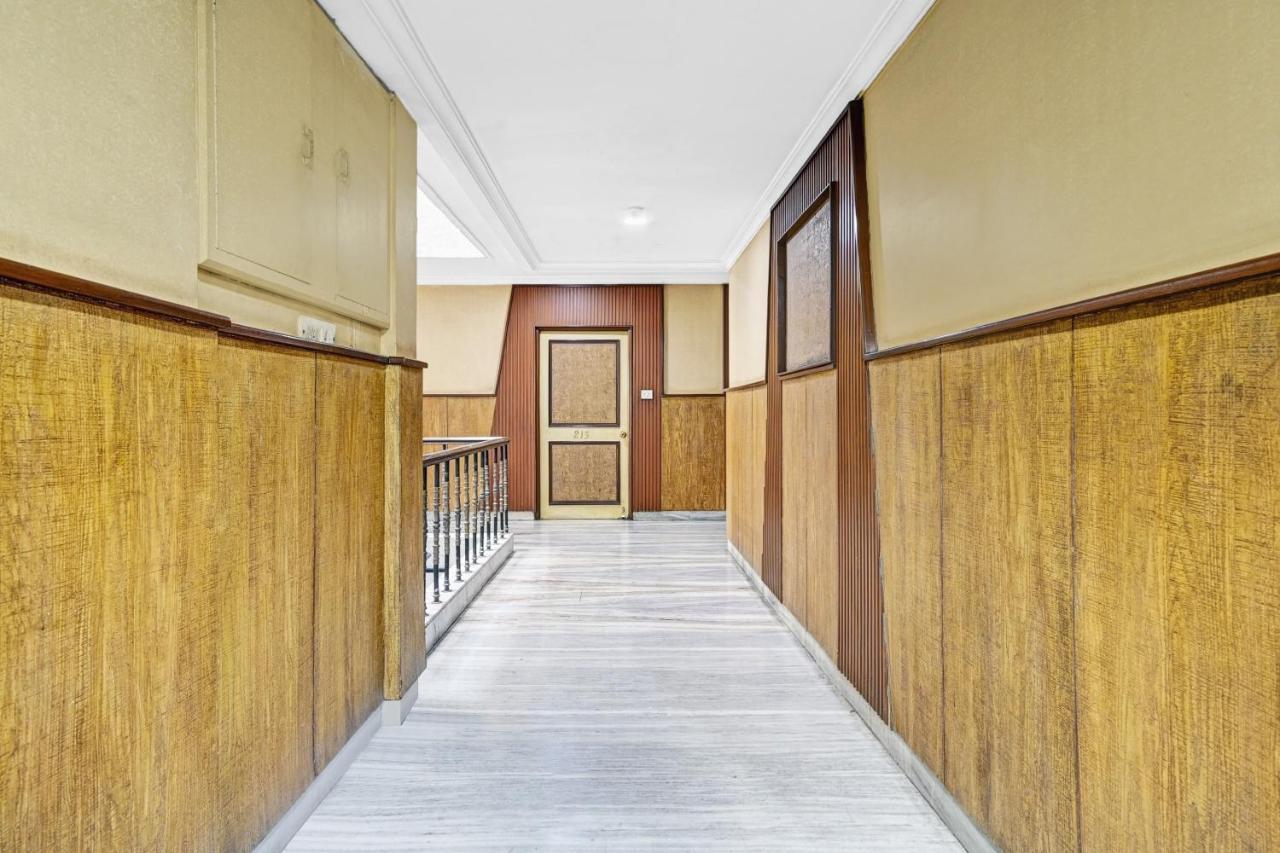 Super Townhouse Oak Hotel Belsons Taj Mahal Secunderabad Exterior photo