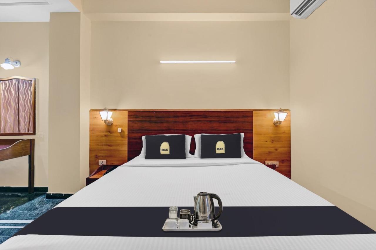 Super Townhouse Oak Hotel Belsons Taj Mahal Secunderabad Exterior photo