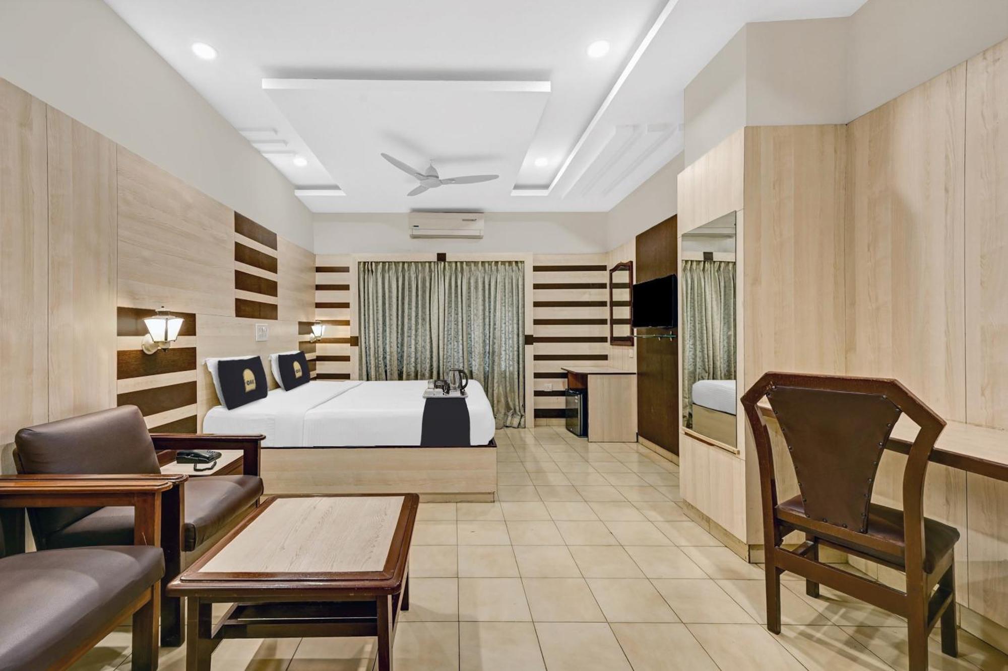 Super Townhouse Oak Hotel Belsons Taj Mahal Secunderabad Exterior photo