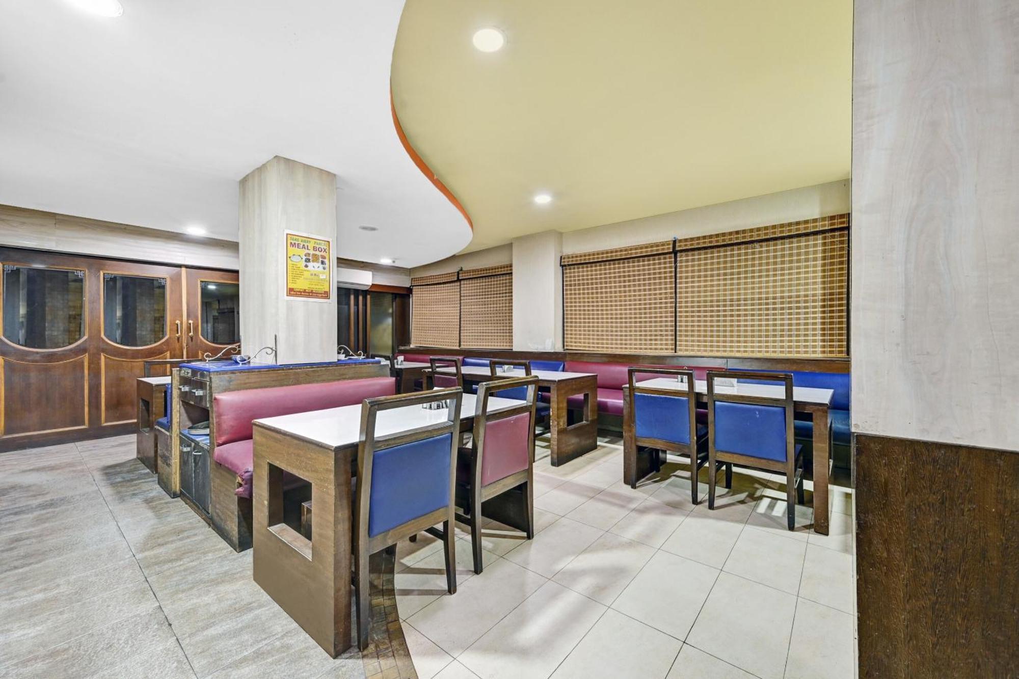 Super Townhouse Oak Hotel Belsons Taj Mahal Secunderabad Exterior photo